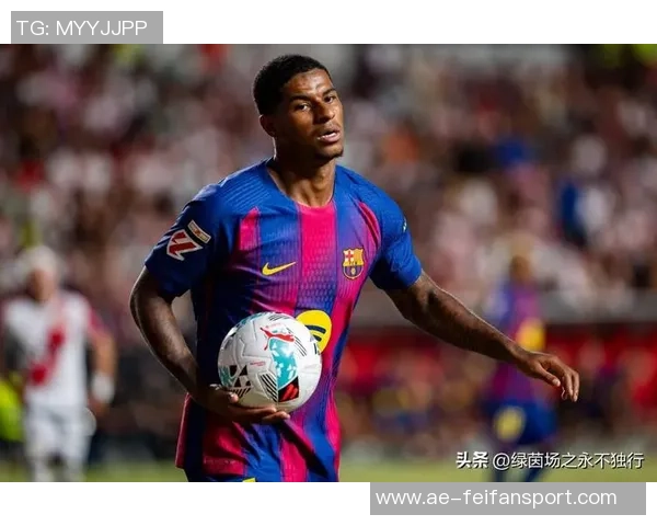 曼联祝拉什福德28岁生日快乐租借巴萨表现出色13场贡献5球7助