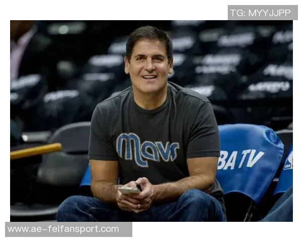 门兴主帅谈少一人作战的荣耀时刻为球队展现的拼搏精神感到无比自豪